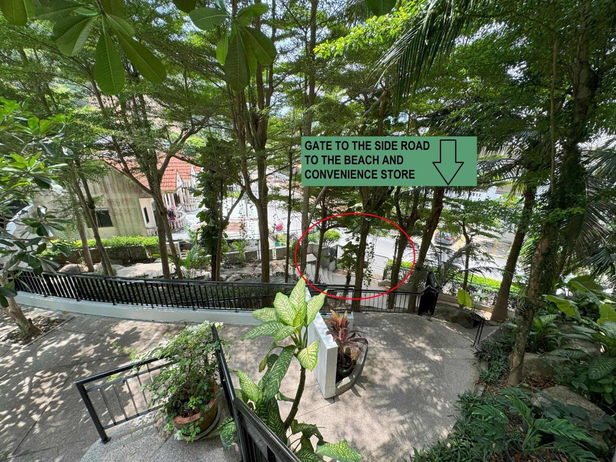 Stylish Penthouse With Panoramic Views At Icon Park Apartment