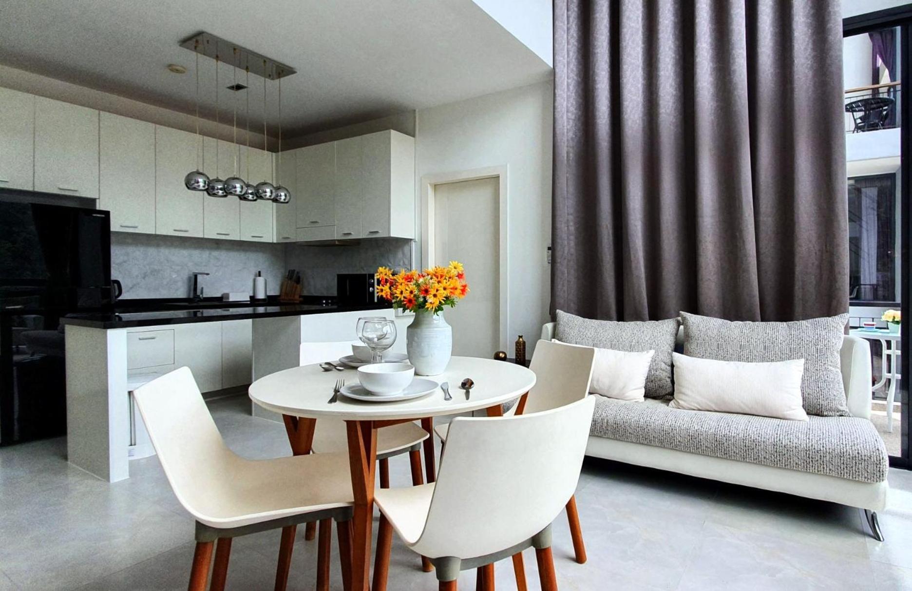Stylish Penthouse With Panoramic Views At Icon Park Appartement